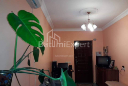 Mieszkanie 3-комн 42 m² - generała Asłana Abaszydze, Batumi