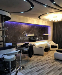 Mieszkanie 3-комн 96 m² - Wachtang Gorgasali, Batumi