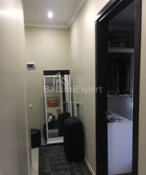 Mieszkanie 4-комн 75 m² - Nikołoz Barataszwili, Batumi