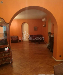 Mieszkanie 4-комн 151 m² - Rustawelego, Batumi