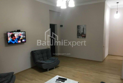 Mieszkanie 2-комн 77 m² - króla Parnawaza, Batumi