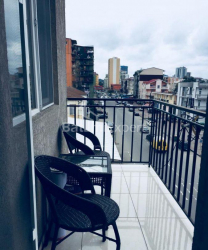 Mieszkanie 4-комн 90 m² - Galaktion Tabidze, Batumi