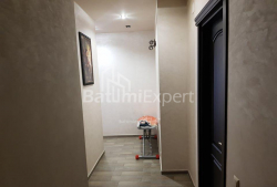 Mieszkanie 4-комн 135 m² - Petra Bagrationi, Batumi