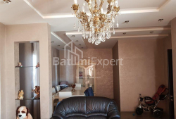 Mieszkanie 3-комн 135 m² - Petra Bagrationi, Batumi