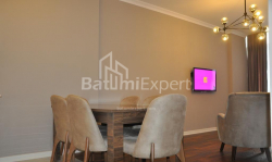 Mieszkanie 3-комн 87 m² - Zuraba Gorgiladze, Batumi