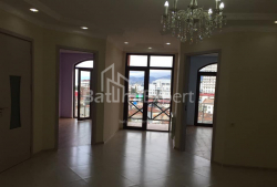 Mieszkanie 3-комн 73 m² - Ilja Czawczawadze, Batumi