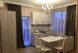 Mieszkanie 2-комн 43 m² - Wachtang Gorgasali, Batumi