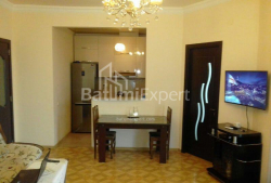Mieszkanie 3-комн 73 m² - Michaił Lermontow, Batumi