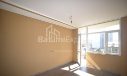 Mieszkanie 3-комн 75 m² - Ilja Czawczawadze, Batumi