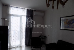 Mieszkanie 57 m² - Szałwa Inasaridze, Batumi, Gruzja