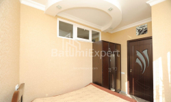 Mieszkanie 3-комн 53 m² - Petra Bagrationi, Batumi