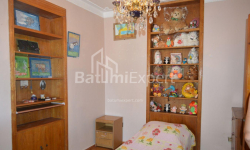 Mieszkanie 3-комн 90 m² - Juriewskaja, Batumi