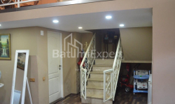 Mieszkanie 4-комн 119 m² - Ilja Czawczawadze, Batumi
