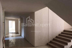 Mieszkanie 4-комн 119 m² - Juriewskaja, Batumi