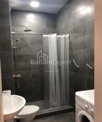Mieszkanie 4-комн 73 m² - Zuraba Gorgiladze, Batumi