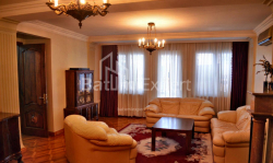 Mieszkanie 6-комн 140 m² - Juriewskaja, Batumi