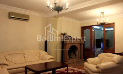 Mieszkanie 140 m² - króla Parnawaza, Batumi, Gruzja