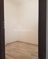 Mieszkanie 3-комн 48 m² - Petra Bagrationi, Batumi