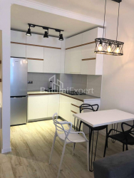 Mieszkanie 3-комн 61 m² - Ilja Czawczawadze, Batumi