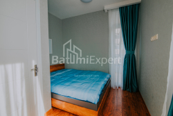 Mieszkanie 3-комн 73.1 m² - Szeryf Chimsziaszwili, Batumi