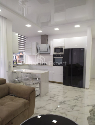 Mieszkanie 3-комн 75 m² - Niko Pirosmaniego, Batumi