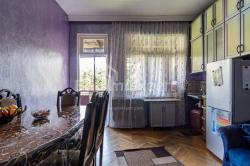 Dom prywatny 120 m² - Kaikhosro Czolokaszwili, Batumi, Gruzja
