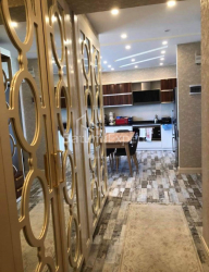 Mieszkanie 3-комн 95 m² - Lecha i Marii Kaczyńskich, Batumi