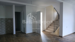 Dom prywatny 5-комн 230 m² - Swimon Kananeli, Kvariati