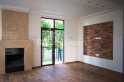 Dom prywatny 5-комн 230 m² - Swimon Kananeli, Kvariati