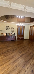 Dom prywatny 240 m² - Władimir Majakowski, Batumi, Gruzja