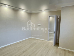 Mieszkanie 68 m² - Szałwa Inasaridze, Batumi, Gruzja
