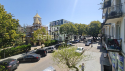 Mieszkanie 90 m² - Konstanty Gamsachurdia, Batumi, Gruzja