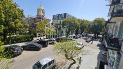 Mieszkanie 90 m² - Konstanty Gamsachurdia, Batumi, Gruzja