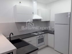 Mieszkanie 4-комн 93 m² - Niko Pirosmaniego, Batumi