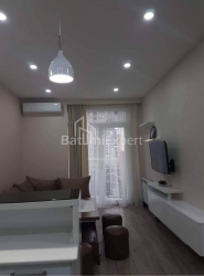 Mieszkanie 2-комн 46 m² - Ilja Czawczawadze, Batumi