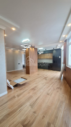Mieszkanie 4-комн 101 m² - Vazha-Pshavela, Batumi