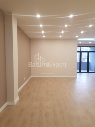 Mieszkanie 4-комн 100 m² - Zuraba Gorgiladze, Batumi