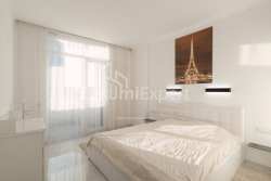 Mieszkanie 75.6 m² - Niko Pirosmaniego, Batumi, Gruzja