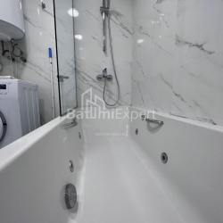 Mieszkanie 57 m² - Lecha i Marii Kaczyńskich, Batumi, Gruzja